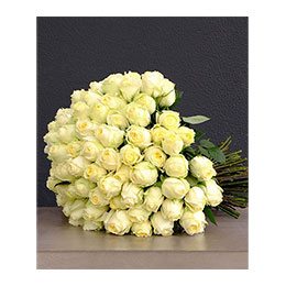 Flowers: 100 White Roses (White Heart)