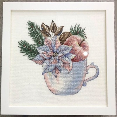 Box: Plexiglas, Cross Stitch, Poinsettia Givre