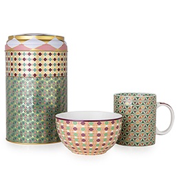  Mug and Bowl in a Tin Box, Opera, Images d'Orient