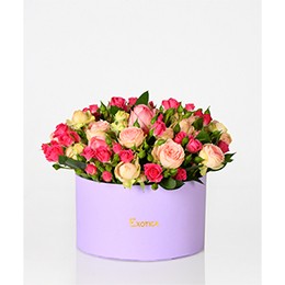  Arrangement of Flowers:   Purple Radiance