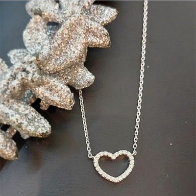 Gold Necklace: Heart in Diamonds